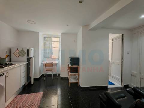 Edifício c/ 4 frações independentes - Centro Histórico da Covilhã