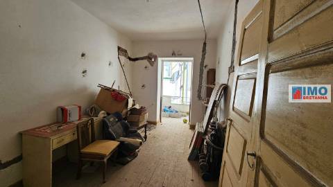 3 Apartamentos T2 e 2 garagens zona histórica de Castelo Branco