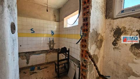 3 Apartamentos T2 e 2 garagens zona histórica de Castelo Branco