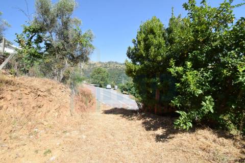 Moradia p/ Recuperar - Atalaia do Teixoso - 10 min Covilhã