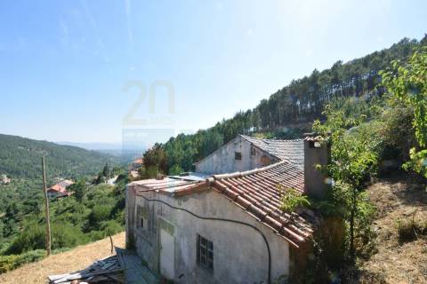 Moradia p/ Recuperar - Atalaia do Teixoso - 10 min Covilhã