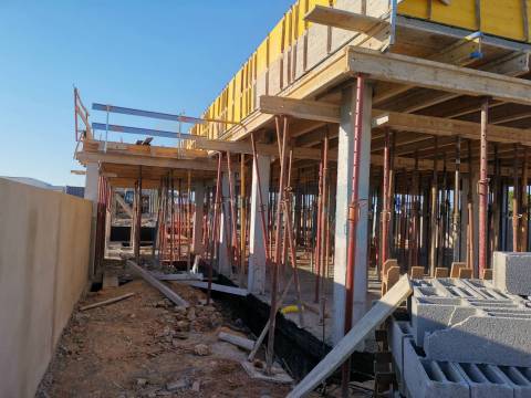 Moradia V4 Isolada - Térrea - Palmela - Pinhal Novo