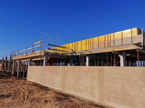 Moradia V4 Isolada - Térrea - Palmela - Pinhal Novo