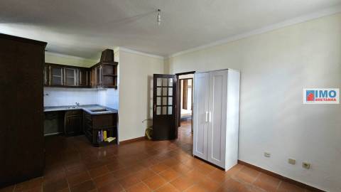 Moradia V2 - Salgueiro do Campo - Castelo Branco