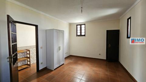 Moradia V2 - Salgueiro do Campo - Castelo Branco