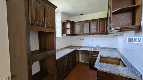 Moradia V2 - Salgueiro do Campo - Castelo Branco