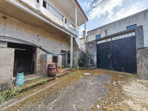 Moradia V5 p/ Renovar - Vale de Neira  - 5 Min. Lousã