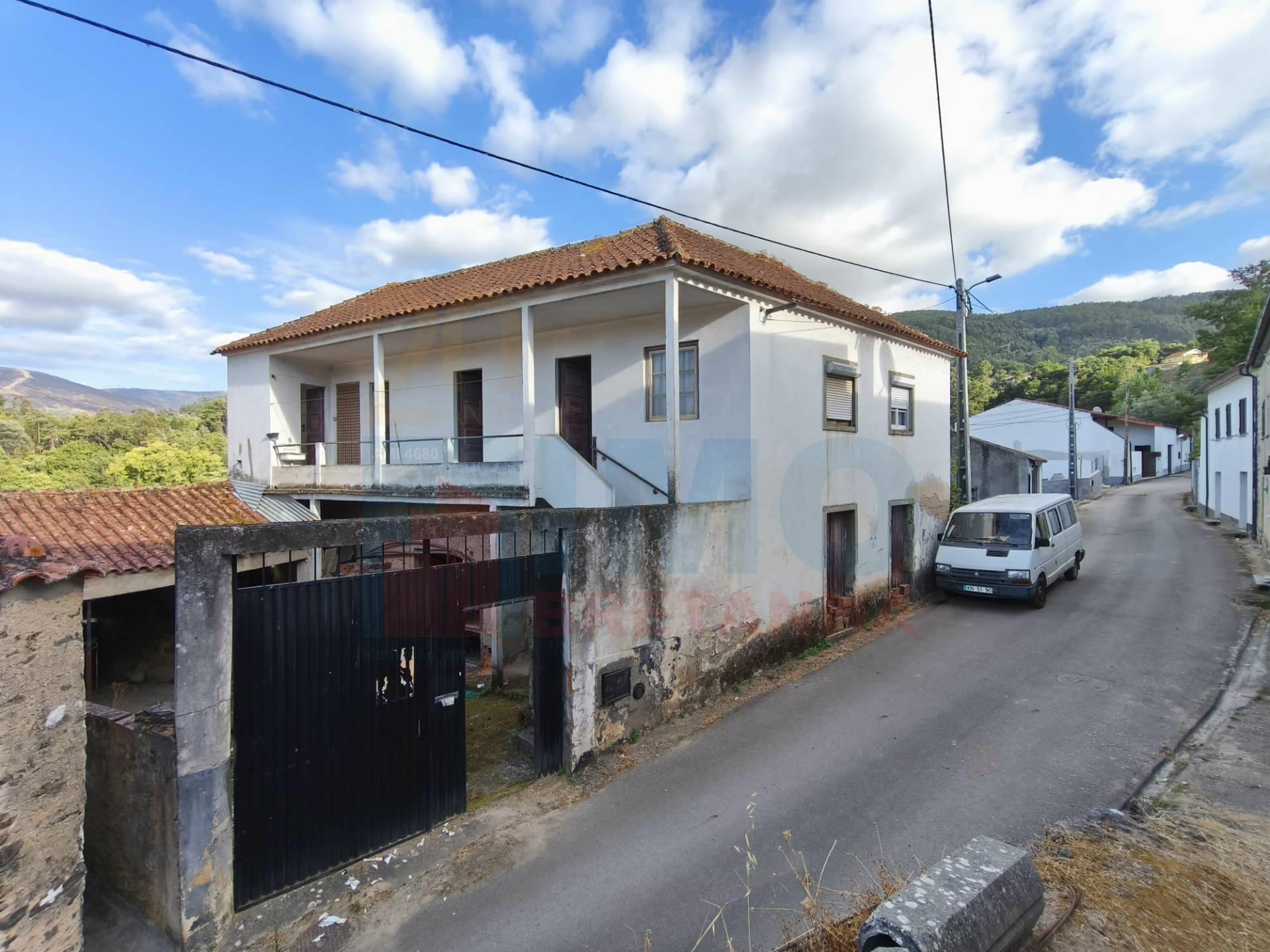 Moradia V5 p/ Renovar - Vale de Neira  - 5 Min. Lousã