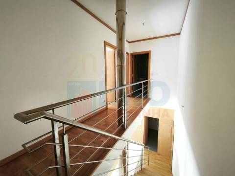 T2 duplex c/ Garagem - Centro da Lousã