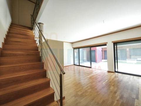 T2 duplex c/ Garagem - Centro da Lousã