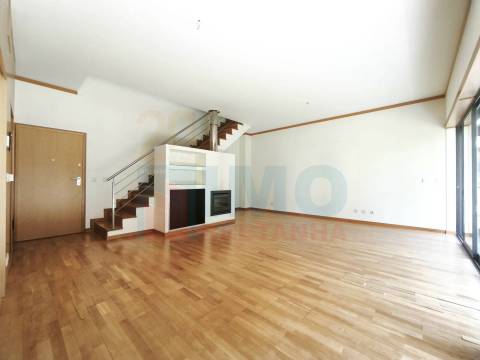 T2 duplex c/ Garagem - Centro da Lousã