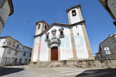 Moradia p/ Renovar em Alcains