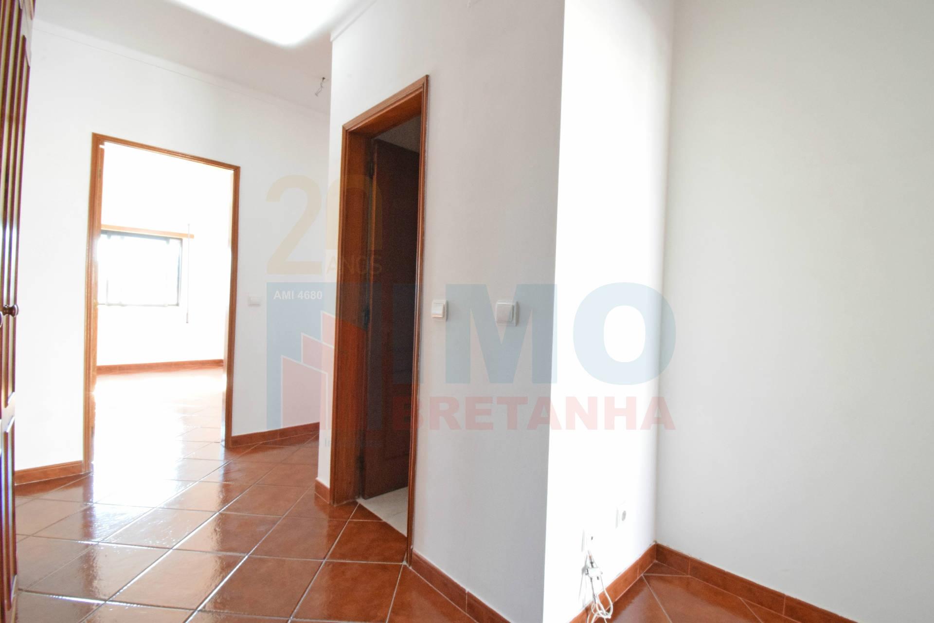 T3 Renovado - em bairro à Entrada da Covilhã