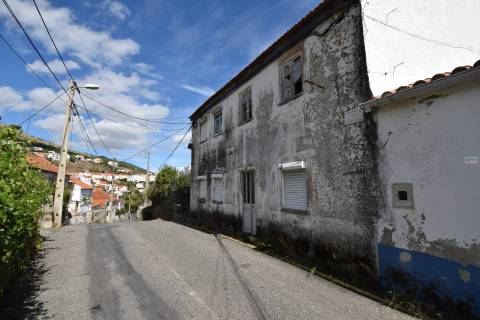 Edifícios p/ Recuperar - Zona Periférica da Covilhã