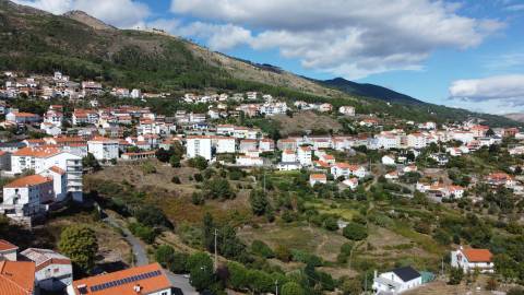 Edifícios p/ Recuperar - Zona Periférica da Covilhã