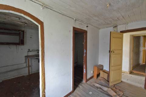 Edifícios p/ Recuperar - Zona Periférica da Covilhã