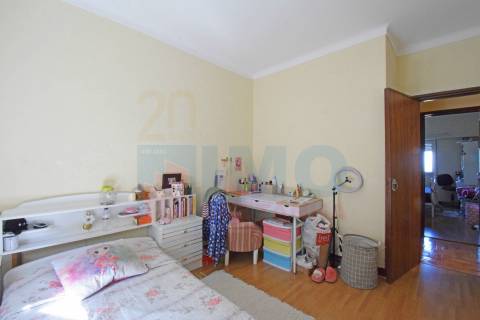 T4 c/ Garagem - Zona Alta da Covilhã