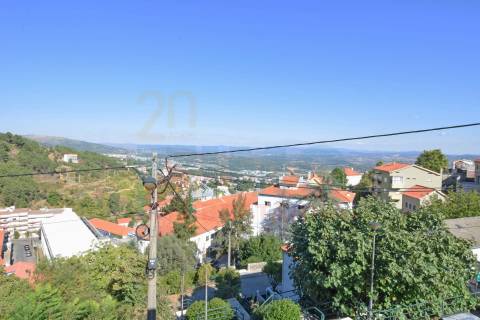 T4 c/ Garagem - Zona Alta da Covilhã