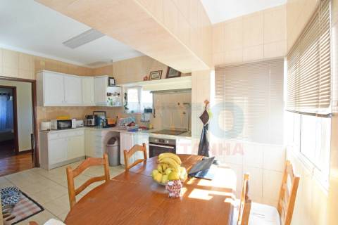 T4 c/ Garagem - Zona Alta da Covilhã