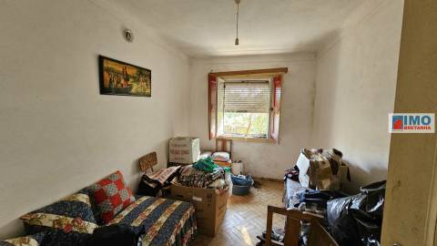 Moradia V6 c/ Quintal - Maxiais - 10 min de Castelo Branco