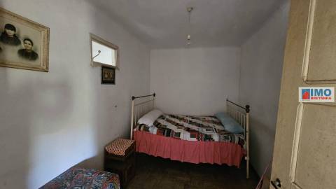 Moradia V6 c/ Quintal - Maxiais - 10 min de Castelo Branco