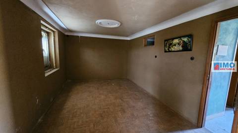 Moradia V6 c/ Quintal - Maxiais - 10 min de Castelo Branco