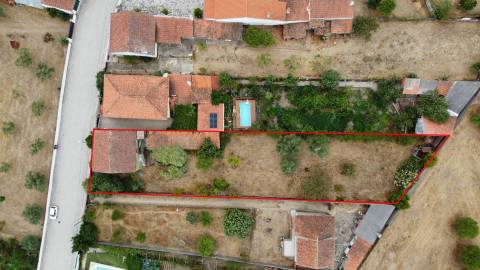 Moradia V6 c/ Quintal - Maxiais - 10 min de Castelo Branco