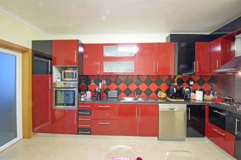 T3 (T4 de origem) - c/ Garagem p/ 3 carros – Serra Shopping