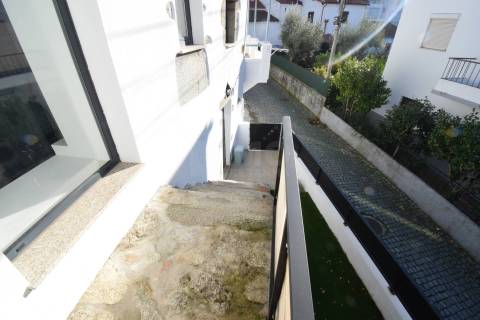 Moradia V1 Duplex - Aldeia de Joanes - 3 min do Fundão