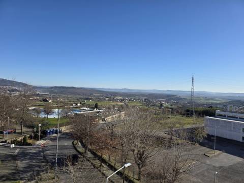 T1 - Anil / Fac. Ciências da Saúde - Medicina - UBI