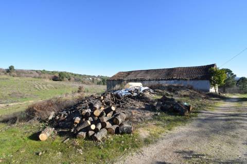 Quinta - Zona do Terlamonte - Vista p/ Serra da Estrela