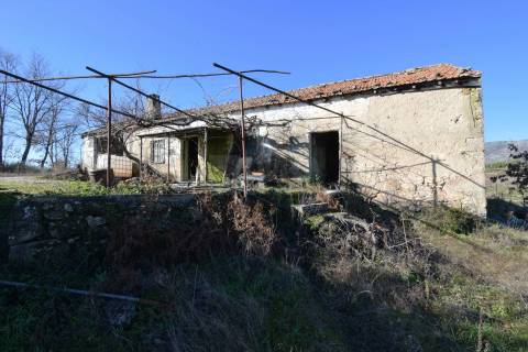 Quinta - Zona do Terlamonte - Vista p/ Serra da Estrela