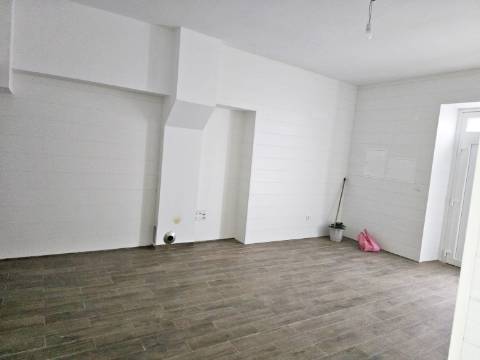 T1 transf. emT2 c/ 2 Lug. Estacionamento - Centro de Portalegre