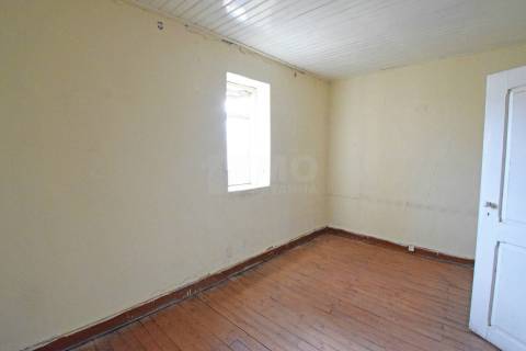 Moradia V3 p/ Renovar - Teixoso - 7 min. da Covilhã