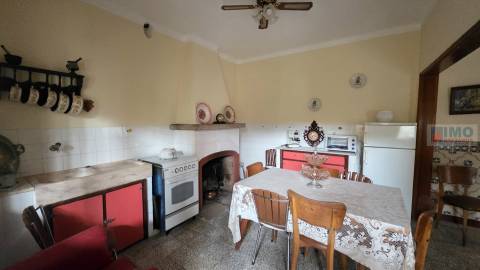 Moradia T4 - Escalos de Cima- Castelo Branco