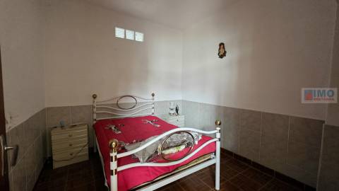 Moradia T4 - Escalos de Cima- Castelo Branco