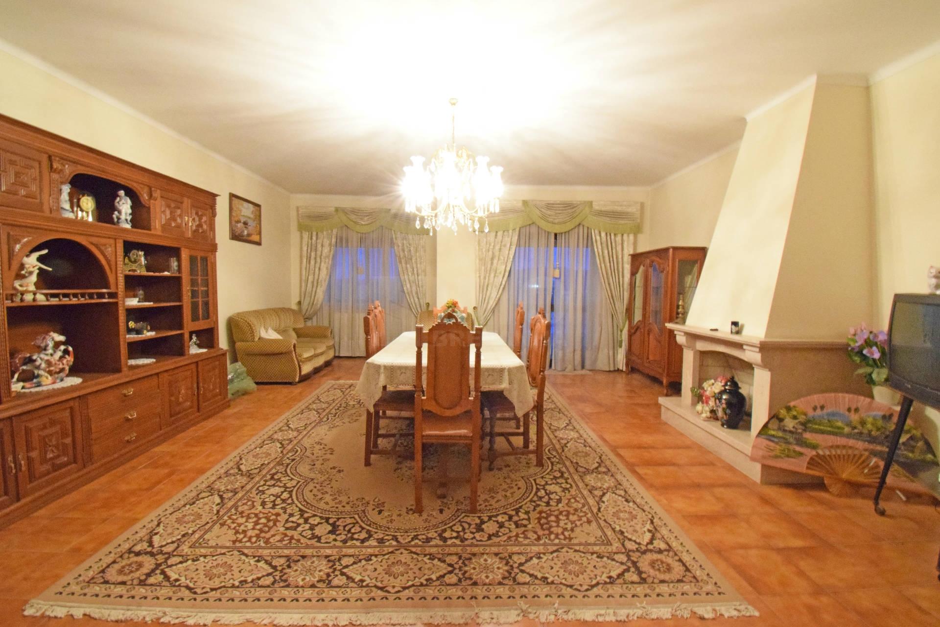 T3 c/ Garagem (BOX) - Fundão