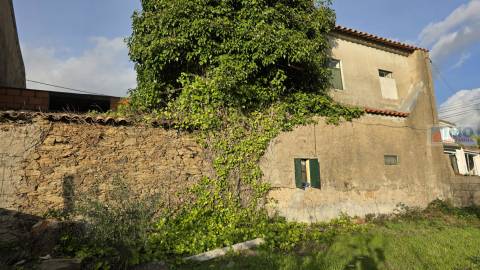 Moradia V2 em Alcafozes- Idanha a Nova