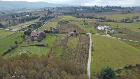 Quintinha c/ Moradia V2 - Peraboa - 10 min da Covilhã