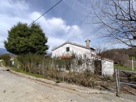 Quintinha c/ Moradia V2 - Peraboa - 10 min da Covilhã