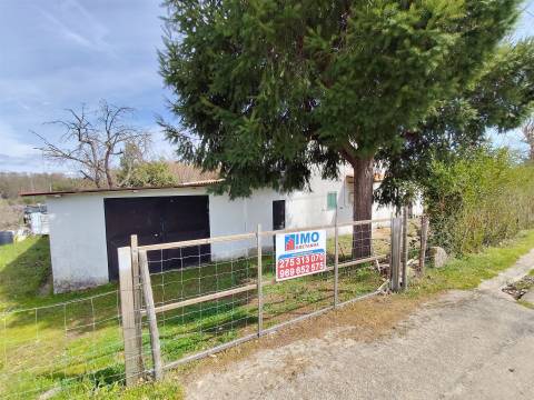 Quintinha c/ Moradia V2 - Peraboa - 10 min da Covilhã