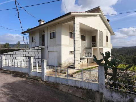 Moradia V3 - Almalaguês - 10 kms de Coimbra