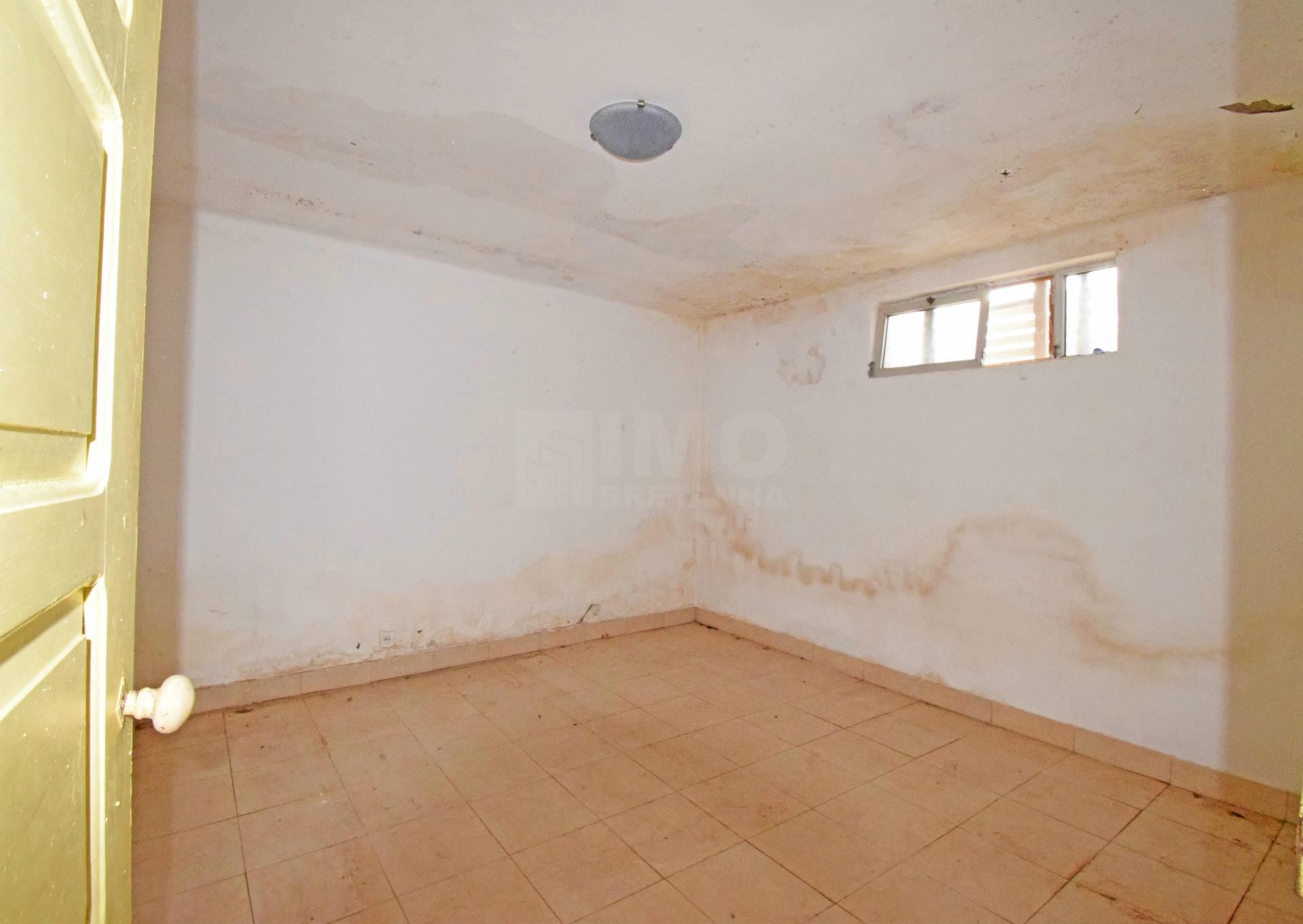 Moradia para Restaurar T2 Venda em Dominguizo,Covilhã