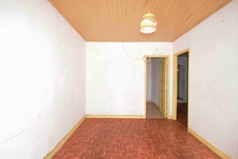 Moradia para Restaurar T2 Venda em Dominguizo,Covilhã