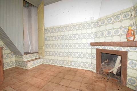 Moradia para Restaurar T2 Venda em Dominguizo,Covilhã