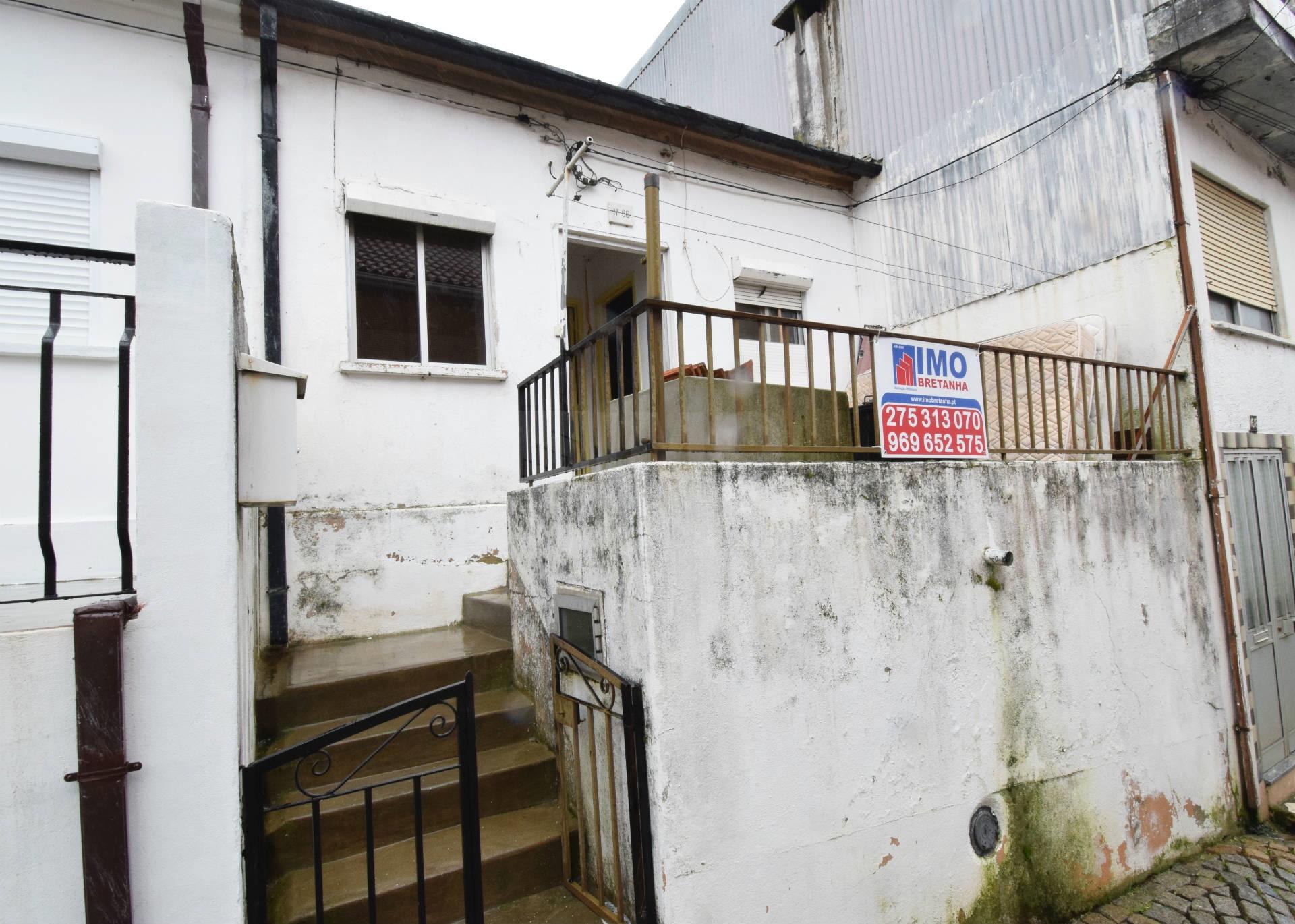 Moradia para Restaurar T2 Venda em Dominguizo,Covilhã