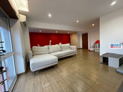 EXCLUSIVO T4 Transformado em T3 - centro de Castelo Branco