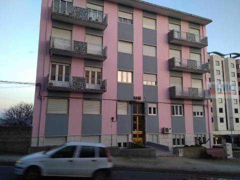 Apartamento T3+1 Arrendamento em Covilhã e Canhoso,Covilhã