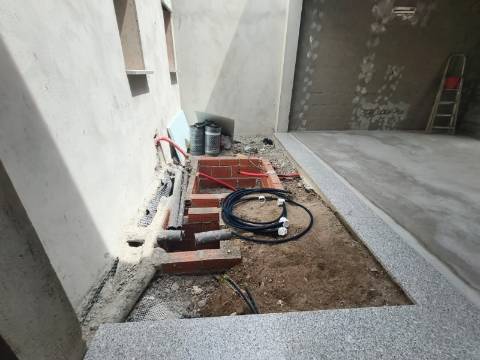 Moradia V4 c/ Piscina - Fernão Ferro