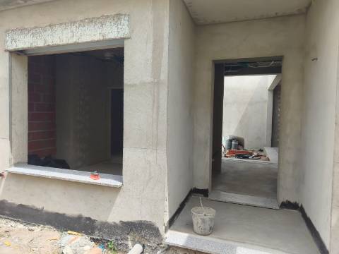 Moradia V4 c/ Piscina - Fernão Ferro